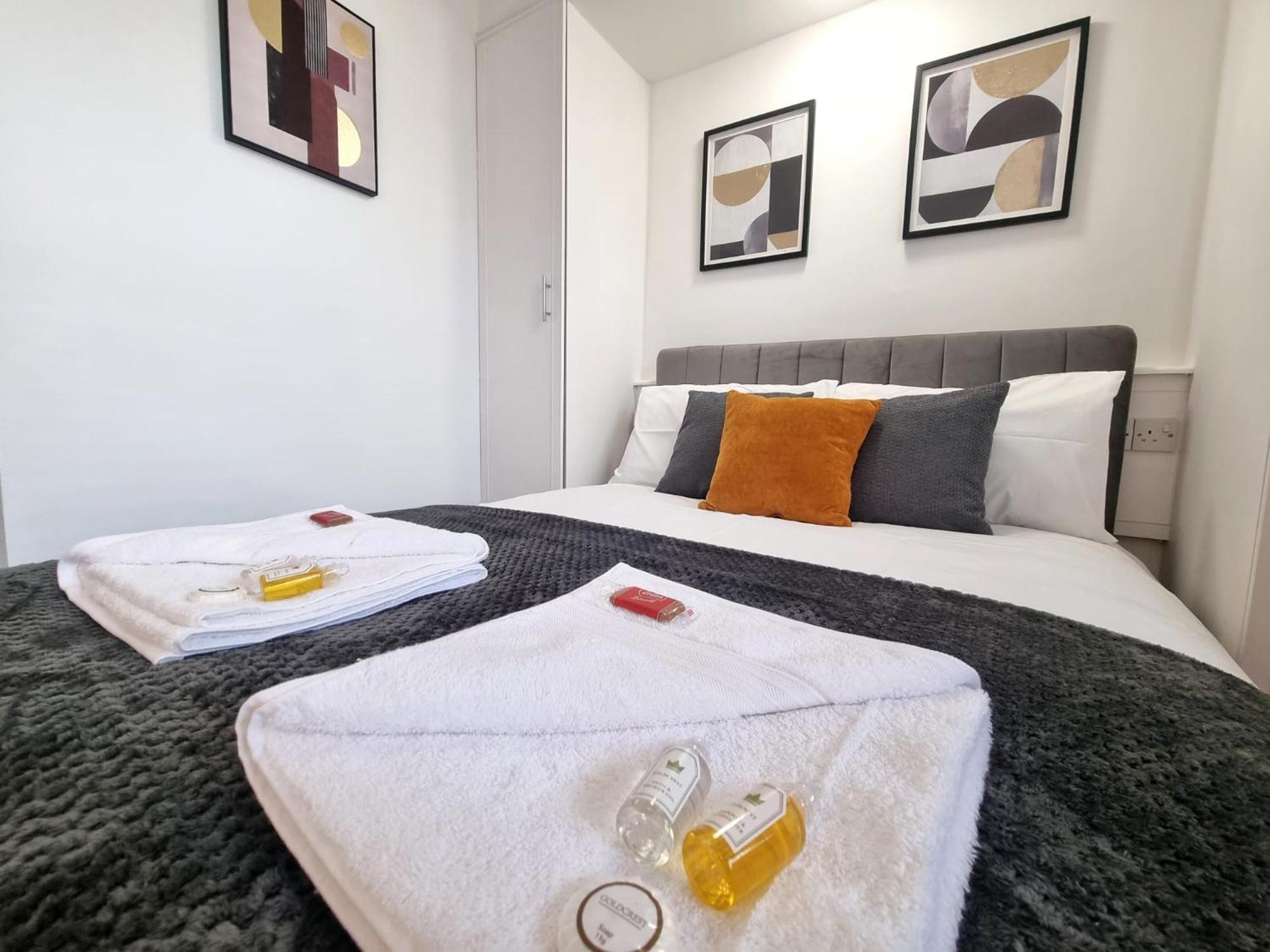 Cosy Apartment Nearby Train Station! Watford  Buitenkant foto
